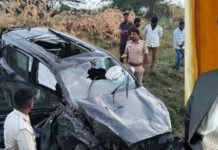 ರಸ್ತೆ ಅಪಘಾತ; ಹಿರಿಯ ಐಎಎಸ್ ಅಧಿಕಾರಿ ಮಹಾಂತೇಶ್ ಬೀಳಗಿ ಸೇರಿದಂತೆ ಮೂವರ ಸಾವು