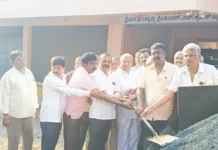 ರಸ್ತೆ ಡಾಂಬರೀಕರಣಕ್ಕೆ ಶಾಸಕ ಬಸವರಾಜ್ ಚಾಲನೆ