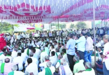 ಮುಂದುವರಿದ ರೈತರ ಧರಣಿ