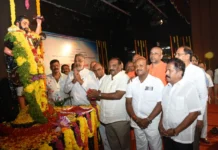 ಕನಕ ದಾಸರ ಕೀರ್ತನೆಗಳ ಅಂಶಗಳನ್ನು ಪ್ರತಿಯೊಬ್ಬರು ಅಳವಡಿಸಿಕೊಳ್ಳಿ: ಹರೀಶ್ ಗೌಡ