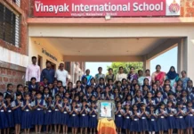 ಭಕ್ತ ಕನಕದಾಸರ ಆದರ್ಶವನ್ನು ಮೈಗೂಡಿಸಿಕೊಳ್ಳಿ:ದೇಸಾಯಿ