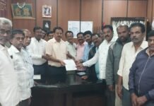 ಹಾಲು ಡೇರಿ ಕಾರ್ಯದರ್ಶಿಗಳ ಬೇಡಿಕೆಗಳ ಈಡೇರಿಕೆಗೆ ಕೋಮುಲ್ ಎಂಡಿಗೆ ಮನವಿ