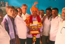 ಹಸುಗಳಿಗೆ ಕೃತಕ ಗರ್ಭ ಜೋಡಣೆ ಕೆಲಸದಿಂದ ನಿವೃತ್ತಗೊಂಡ ಡೈರಿ ರಾಜೇಗೌಡರಿಗೆ ಬಿಳ್ಕೊಡುಗೆ