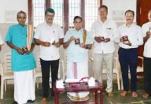 ಯಕ್ಷನಿಧಿ ಡೈರಿ ಬಿಡುಗಡೆ, ಕಲಾವಿದರಿಗೆ ಬಸ್ ಪಾಸ್ ವಿತರಣೆ