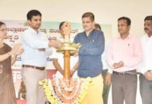 ಅಂಬಿಗರ ಚೌಡಯ್ಯ ಜೀವನ ಮೌಲ್ಯಗಳು ಇಂದಿನ ಸಮಾಜಕ್ಕೆ ಪ್ರೇರಣೆ- ಜಿಲ್ಲಾಧಿಕಾರಿ