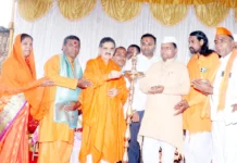 ಸೌಜನ್ಯತೆ ಸೌಹಾರ್ದತೆಯಿಂದ ಎತ್ತರದ ವ್ಯಕ್ತಿತ್ವ ಸಾಧ್ಯ :ಹಾರಕೂಡ ಶ್ರೀ