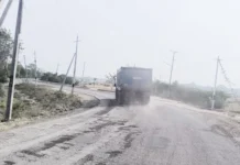 ಮುಖ್ಯ ರಸ್ತೆಗಳಲ್ಲಿ ಗುಂಡಿಗಳದ್ದೇ ದರ್ಬಾರ್