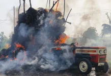 ಕಬ್ಬಿನ ಸೊಪ್ಪು ಸಾಗಿಸುವ ಟ್ರ್ಯಾಕ್ಟರಗೆ ಅಗ್ನಿ ಅವಘಡ : ಎಂಜಿನ್ ಸಹಿತ ಟ್ರ್ಯಾಲಿ ಸುಟ್ಟು ಭಸ್ಮ