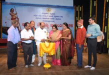 ಅಂಬಿಗರ ಚೌಡಯ್ಯ ಅವರ ವಚನಗಳ ತತ್ವಗಳನ್ನು ನಮ್ಮ ಜೀವನದಲ್ಲಿ ಅಳವಡಿಸಿಕೊಳ್ಳಬೇಕು: ಡಾ.ಡಿ.ತಿಮ್ಮಯ್ಯ