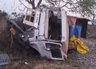 ಭೀಕರ ಅಪಘಾತ: ಐವರು ಪೊಲೀಸರ ದುರ್ಮರಣ