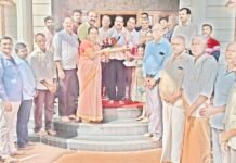 ಕನಸಿನಲ್ಲೂ ಗ್ರಹಿಸದ ‘ಅನುದಾನ’ ಶಾಸಕರಿಗೆ ಸನ್ಮಾನ