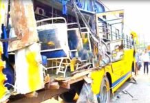 ಖಾಸಗಿ ಶಾಲಾ ಬಸ್ಸಿಗೆ ಮೀನಿನ ಕ್ಯಾಂಟರ್ ಡಿಕ್ಕಿ – ವಿದ್ಯಾರ್ಥಿಗಳಿಗೆ ಗಾಯ