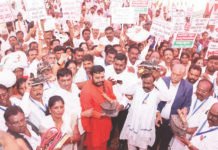 ಮಡಿವಾಳ ಸಮಾಜವನ್ನು ಎಸ್ಸಿ ಸೇರ್ಪಡೆಗೆ ಒತ್ತಾಯಿಸಿ ಅಹೋರಾತ್ರಿ ಪ್ರತಿಭಟನೆ