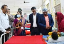 ಜಿಲ್ಲಾಸ್ಪತ್ರೆ ಶಿಶು ಆರೈಕೆ ಘಟಕದಲ್ಲಿ ಅವ್ಯವಸ್ಥೆ; ವೈದ್ಯಾಧಿಕಾರಿಗಳಿಗೆ ಮಕ್ಕಳ ಹಕ್ಕುಗಳ ರಕ್ಷಣಾ ಆಯೋಗದ ಅಧ್ಯಕ್ಷರ ತರಾಟೆ