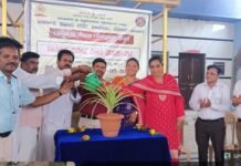 ಸಮಾಜ ಸೇವೆ ಮೈಗೂಡಿಸಿಕೊಳ್ಳಲು ವಿದ್ಯಾರ್ಥಿಗಳಿಗೆ ಕರೆ