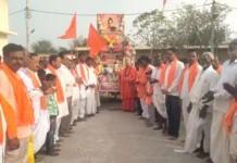 ಖಾಸಮಠದ ಸನ್ನಿದಿ ಯಿಂದ ಪಾದಯಾತ್ರೆ