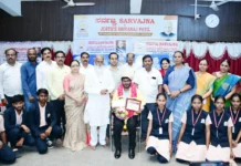 ಯುಪಿಎಸ್ಸಿ ಪರೀಕ್ಷೆಯಲ್ಲಿ 880ನೇ ರ್ಯಾಂಕ್ ಪಡೆದ ಚಂದ್ರಶೇಖರ್ಗೆ ಸನ್ಮಾನ