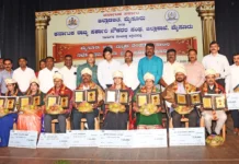 ಸರ್ಕಾರಿ ಕೆಲಸದಲ್ಲಿ ಉತ್ತಮವಾಗಿ ಕಾರ್ಯನಿರ್ವಹಿಸುವವರಿಗೆ ಸರ್ವೋತ್ತಮ ಸೇವಾ ಪ್ರಶಸ್ತಿ: ಜಿಲ್ಲಾಧಿಕಾರಿ ಲಕ್ಷ್ಮೀಕಾಂತ ರೆಡ್ಡಿ