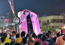 ಕಾರು ಬಾವಿಗೆ ಬಿದ್ದು ೯ ಸಾವು