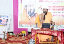 ಭಕ್ತರು ನಿತ್ಯ ವೀರಭದ್ರೇಶ್ವರ ದೇವರ ಪೂಜೆ ಮಾಡಿ : ಡಾ. ಬಸವಲಿಂಗ ಅವಧೂತರ