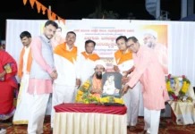 ಬಸವಣ್ಣನವರ ಕಾಯಕ ತತ್ವ ಅಳವಡಿಸಿಕೊಳ್ಳಿ