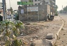 ಸ್ವಚ್ಚಗೊಳ್ಳದ ಬಸವೇಶ್ವರ ಸರ್ಕಲ್ ಫಲಕದ ಸ್ಥಳ