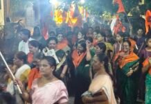 ಬಳ್ಳಾರಿಯಲ್ಲಿ ಬಸವ ಶೋಭಾಯಾತ್ರೆ