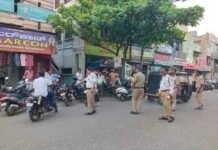 ಹೆಲ್ಮೆಟ್ ಕಡ್ಡಾಯ ಧರಿಸುವಂತೆ ಪೊಲೀಸರು ವ್ಯಾಪಕ ಪ್ರಚಾರ ಅಭಿಯಾನ.