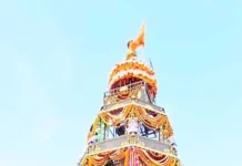 ರಥದ ಚಕ್ರಕ್ಕೆ ಸಿಲುಕಿ ಇಬ್ಬರಿಗೆ ಗಂಭೀರ ಗಾಯ
