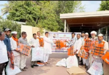 ಮೀನುಗಾರಿಕೆ ಉಚಿತ ಕಿಟ್ ಮತ್ತು ಲೈಫ್ ಜಾಕೇಟುಗಳ ವಿತರಣೆ