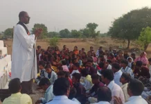 ಅಲ್ಲಿಪೂರ್ ಗ್ರಾಮದಲ್ಲಿ ಯೇಸು ಕ್ರಿಸ್ತನ ಪುನರುತ್ಥಾನ ಹಬ್ಬ ಭಕ್ತಿಭಾವದಿಂದ ಆಚರಣೆ