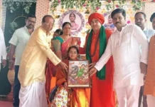 ರಾಜ್ಯಕ್ಕೆ ಪ್ರಥಮ ಸ್ಥಾನ ಗಳಿಸಿದ ವಿದ್ಯಾರ್ಥಿನಿಗೆ ಗೌರವ