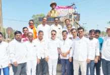 ಕಾರ್ಮಿಕ ದಿನಾಚರಣೆ: ಮಹಾತ್ಮರಿಗೆ ಗೌರವ