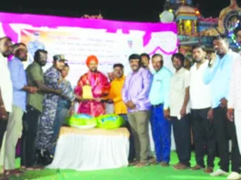 ದೇಶಸೇವೆಯೇ ಈಶಸೇವೆ
