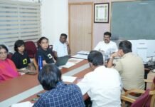 ಕೆ.ಆರ್. ಮಾರುಕಟ್ಟೆ ಸ್ವಚ್ಛತಾ ಕಾರ್ಯ ಚುರುಕು; ವ್ಯಾಪಾರಿಗಳಿಗೆ ಲೈನಿಂಗ್ ವ್ಯವಸ್ಥೆ