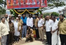 ಆಟೋ ಚಾಲಕರಿಗೆ ಉಚಿತ ಅಕ್ಕಿ ವಿತರಣೆ