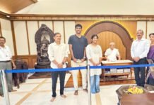 ಥಾಮಸ್ ಕಪ್ ವಿಜೇತ ಹಾಗೂ ಏಷ್ಯನ್ ಬ್ಯಾಡ್ಮಿಂಟನ್ ಚಾಂಪಿಯನ್ಶಿಪ್ ಬೆಳ್ಳಿ ಪದಕ ವಿಜೇತ ಆಯುಷ್ ಶೆಟ್ಟಿ ಧರ್ಮಸ್ಥಳಕ್ಕೆ ಭೇಟಿ