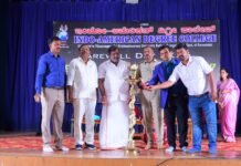 ವಿದ್ಯಾರ್ಥಿಗಳು ಶೈಕ್ಷಣಿಕವಾಗಿ ಪ್ರಗತಿ ಹೊಂದಲು ಕರೆ