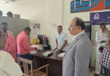 ಸರ್ಕಾರಿ ಕಚೇರಿಗಳಿಗೆ ಡಿಸಿ ಭೇಟಿ ಅಧಿಕಾರಿಗಳಿಗೆ ತರಾಟೆ