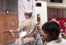 ದೇಣಿಗೆ ಕಳ್ಳರ ಮನೆ ಮೇಲೆ ದಾಳಿ