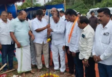 ಕೋಡಿಮೋಳೆ ಕೆರೆ ಅಭಿವೃದ್ಧಿ ಕಾಮಗಾರಿಗೆ ಪುಟ್ಟರಂಗಶೆಟ್ಟಿ ಚಾಲನೆ