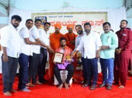 ಹೊನ್ನುರಸ್ವಾಮಿ ಕೆ.ಟಿ. ಅವರಿಗೆ “ನಿರ್ಭೀತ ವರದಿಗಾರ ರತ್ನ” ಪ್ರಶಸ್ತಿ ಪ್ರದಾನ
