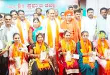 ಅಗ್ರ ಶ್ರೇಣಿಯಲ್ಲಿ ಉತ್ತೀರ್ಣರಾದ ಎಸ್ಸೆಸ್ಸೆಲ್ಸಿ, ಪಿಯುಸಿ ವಿದ್ಯಾರ್ಥಿಗಳಿಗೆ ಸನ್ಮಾನ