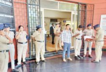 ಉಡುಪಿ: ಜಿಲ್ಲಾ ನ್ಯಾಯಾಲಯದಲ್ಲಿ ಬಾಂಬ್ ಬೆದರಿಕೆ: ಹುಸಿ ಬಾಂಬ್ ಕರೆ ವಿರುದ್ದ ಕ್ರಮಕೈಗೊಳ್ಳಲು ವಕೀಲರ ಆಗ್ರಹ
