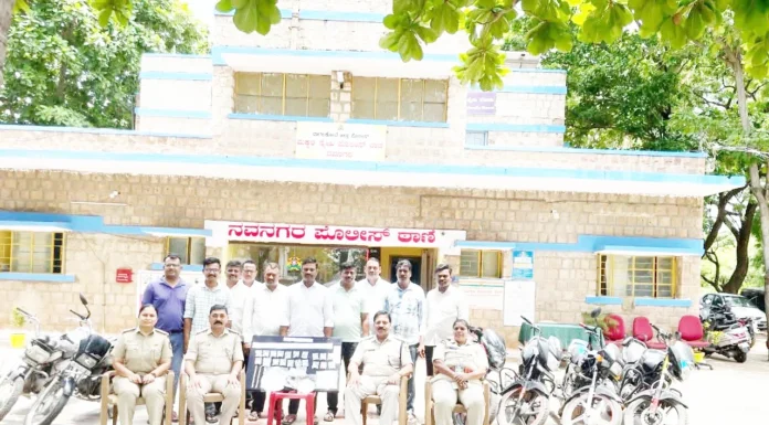 ಮನೆ ಹಾಗೂ ಬೈಕ್ ಕಳ್ಳತನ ಪ್ರಕರಣ :12.49 ಲಕ್ಷ ಮೌಲ್ಯದ ಚಿನ್ನ-ಬೆಳ್ಳಿ ಆಭರಣ, 6 ಬೈಕ್ಗಳ ವಶ