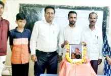 ಜಾನ್ಸಿ ರಾಣಿ ಲಕ್ಷ್ಮೀಬಾಯಿ ಧೀರ ಸ್ವಾತಂತ್ರ್ಯ ಹೋರಾಟಗಾರ್ತಿ