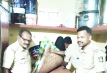 ರೌಡಿಶೀಟರ್ ಗಳ ಮನೆ ಪರಿಶೀಲನೆ ನಡೆಸಿದ ಪೊಲೀಸರು
