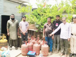 ವಿಜಯಪುರದಲ್ಲಿ ಅಕ್ರಮ ಎಲ್ಪಿಜಿ ಗ್ಯಾಸ್ ಪತ್ತೆ: 23 ಸಿಲಿಂಡರ್ಗಳ ವಶ