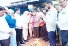 ತಂಬಾಕು ಉತ್ಪನ್ನ ಮಾರಾಟ ಮಾಡದಿರಲು ಅಂಗಡಿ ಮಾಲೀಕರ ಸಂಕಲ್ಪವ್ಯಸನ ಮುಕ್ತ ಗ್ರಾಮ: ಕಮಠಾಣದಲ್ಲಿ ಜಾಗೃತಿ ಜಾಥಾ