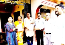 ಸಾಹಿತಿ ಮಹಿಪಾಲರೆಡ್ಡಿ ಮುನ್ನೂರು ಮನೆಗೆ ಎಸಿ, ತಹಶಿಲ್ದಾರ ಆಗಮಿಸಿ ಎಸ್.ಐ.ಆರ್ ಚಾಲನೆ